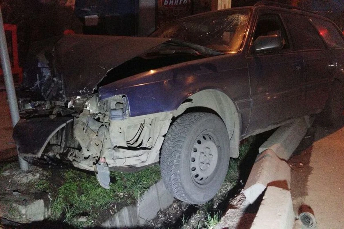 ДТП в Баку попало на камеру - ВИДЕО