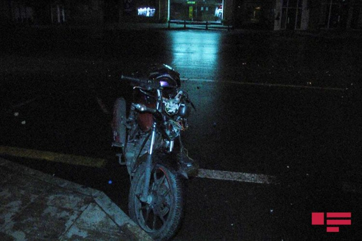 Bakıda motosiklet piyadanı vurub