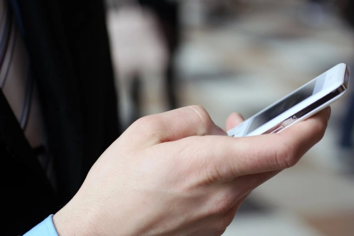 Bu SMS-dən sonra 190 manatı ala bilərsiniz - FOTO