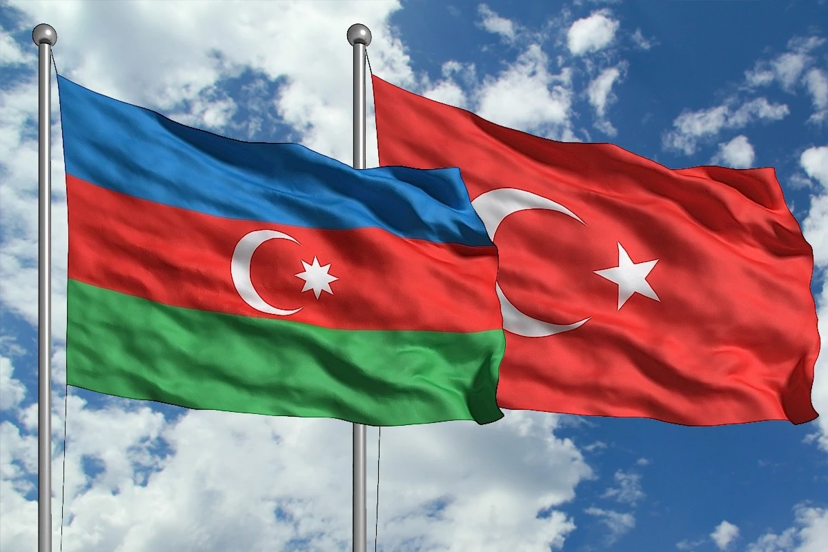 Türkiyə səfirliyi Ermənistana yardımla bağlı iddialara cavab verdi