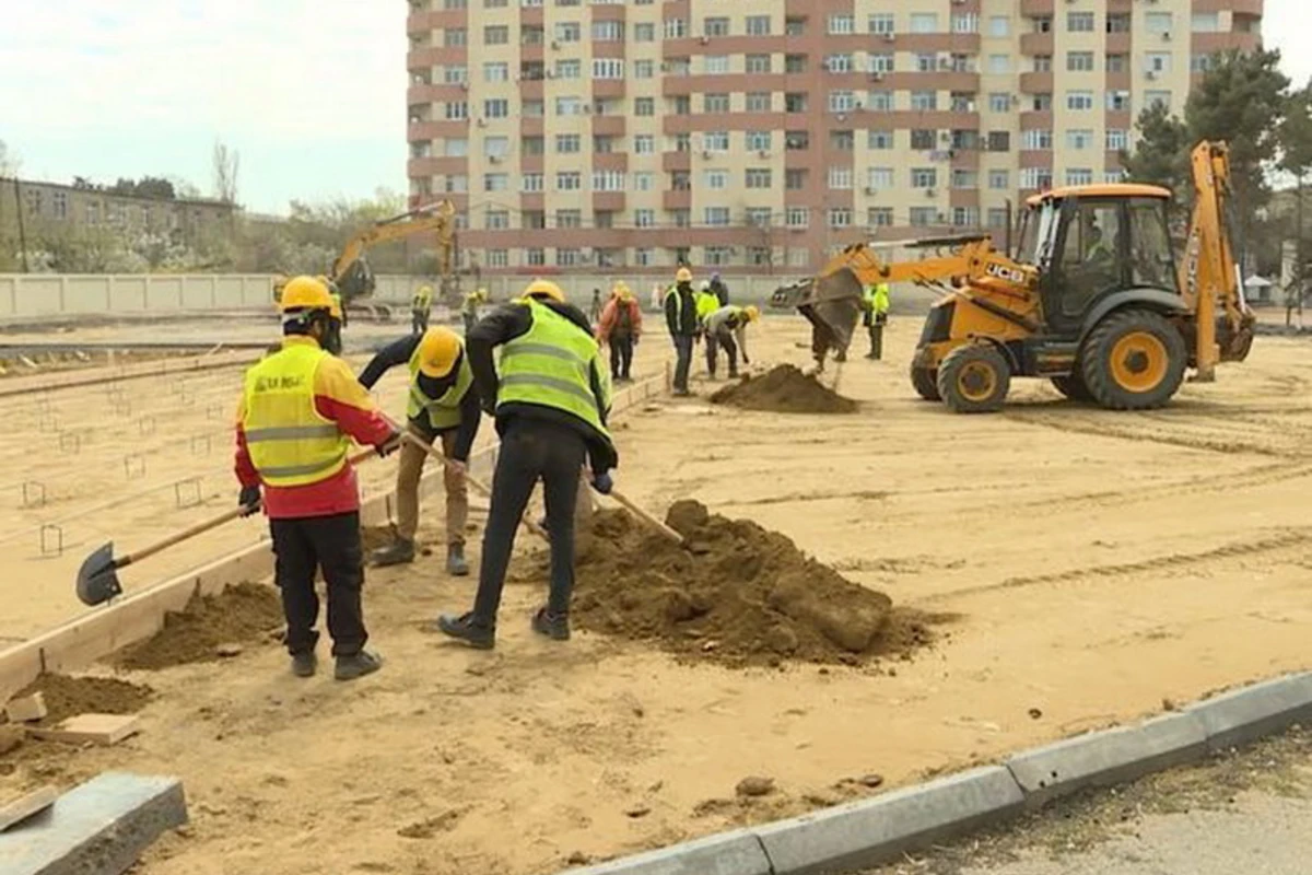 В Баку началось строительство больницы модульного типа - ВИДЕО