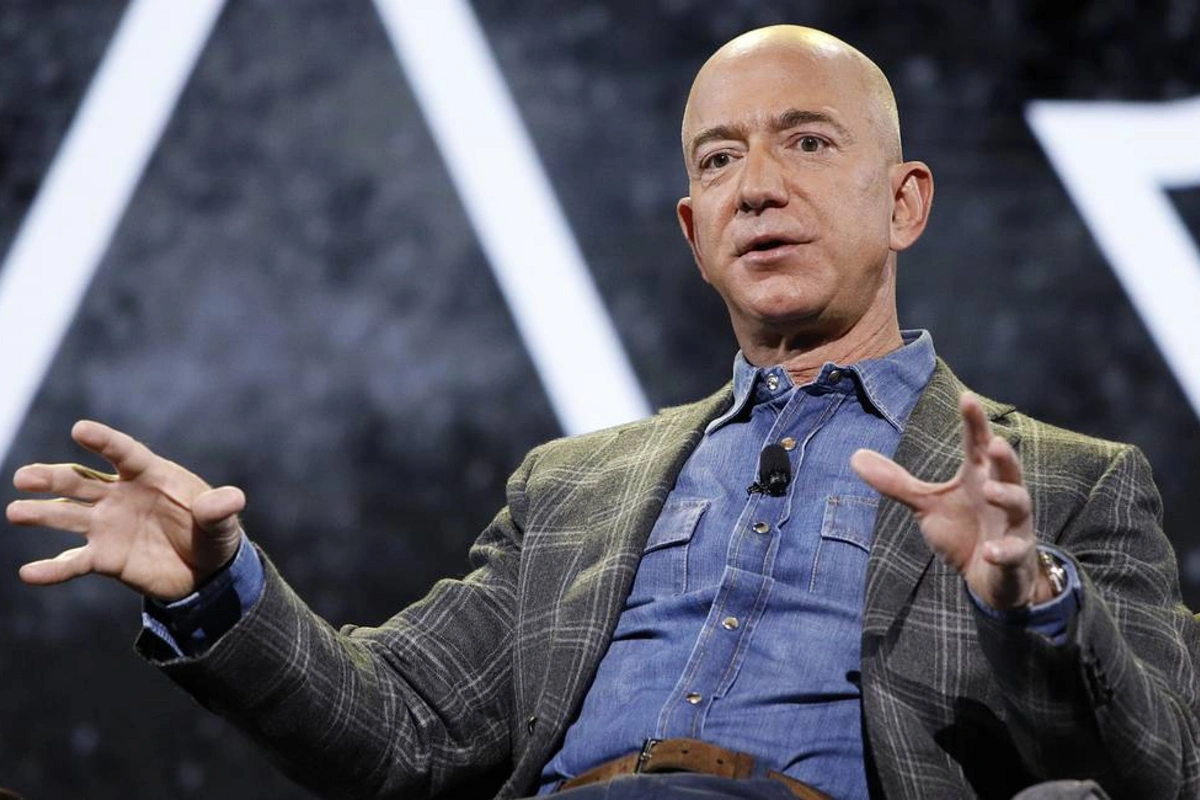 Глава Amazon разбогател за день на $6,4 млрд