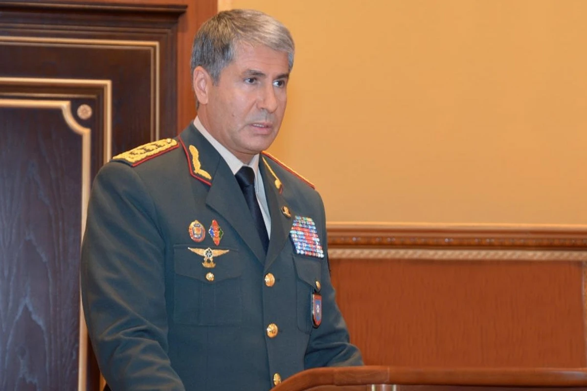 Vilayət Eyvazov bu rəislərin yerini dəyişdi