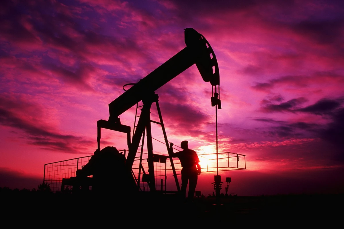 Нефть резко обвалилась Нефть резко обвалилась