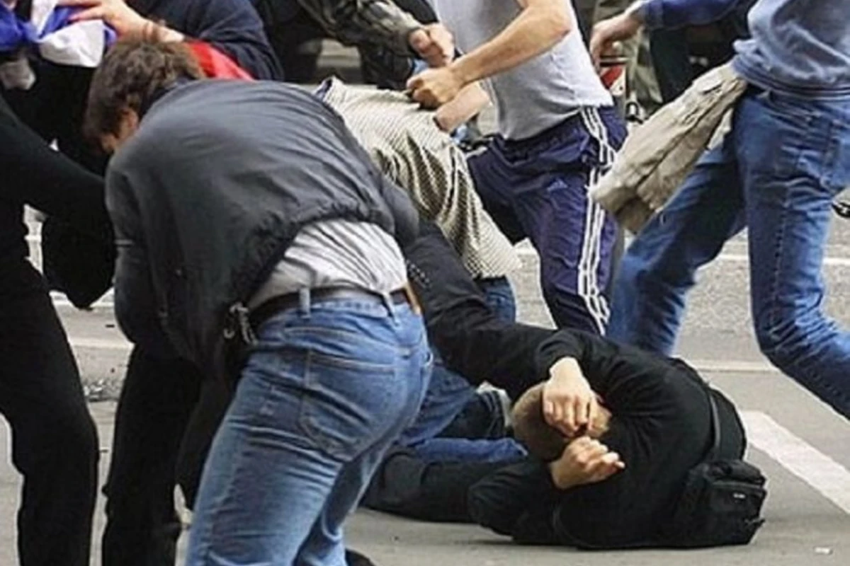 Bərdədə ailələr arasında kütləvi dava olub - Saxlanılanlar var