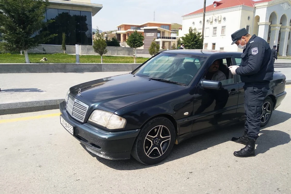 Siyəzəndə karantin qaydalarını pozan 120 nəfər məsuliyyətə cəlb edilib - FOTO Siyəzəndə karantin qaydalarını pozan 120 nəfər məsuliyyətə cəlb edilib - FOTO