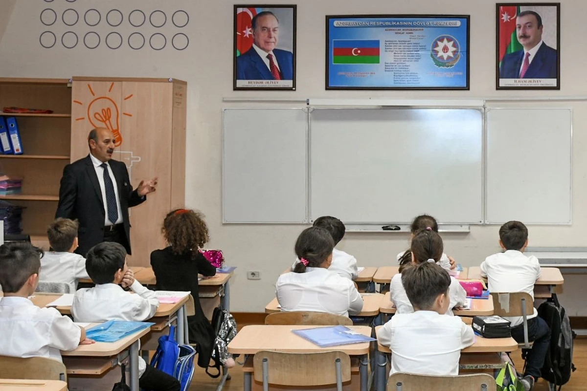 Təhsil Nazirliyi: 35 min şagird informatika fənni üzrə onlayn dərslərə cəlb olunub