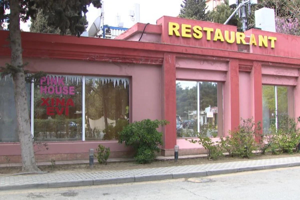 Bakıda karantin qaydalarını pozan restoran aşkarlanıb - FOTO