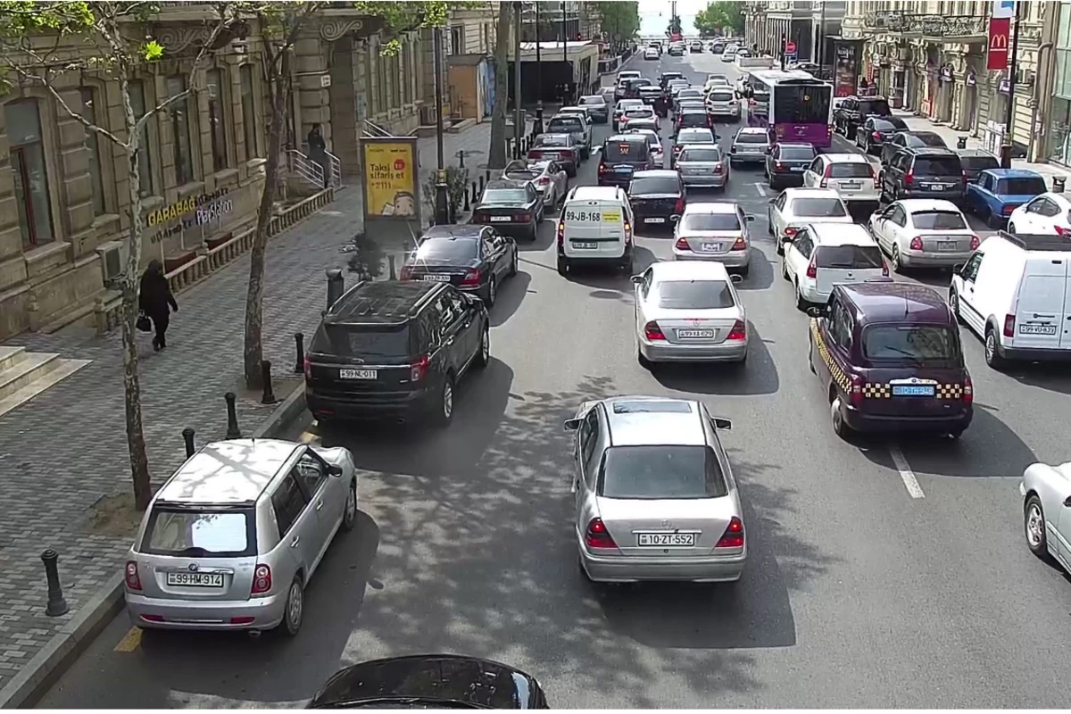 В Баку вновь будут штрафовать за незаконную парковку - ФОТО