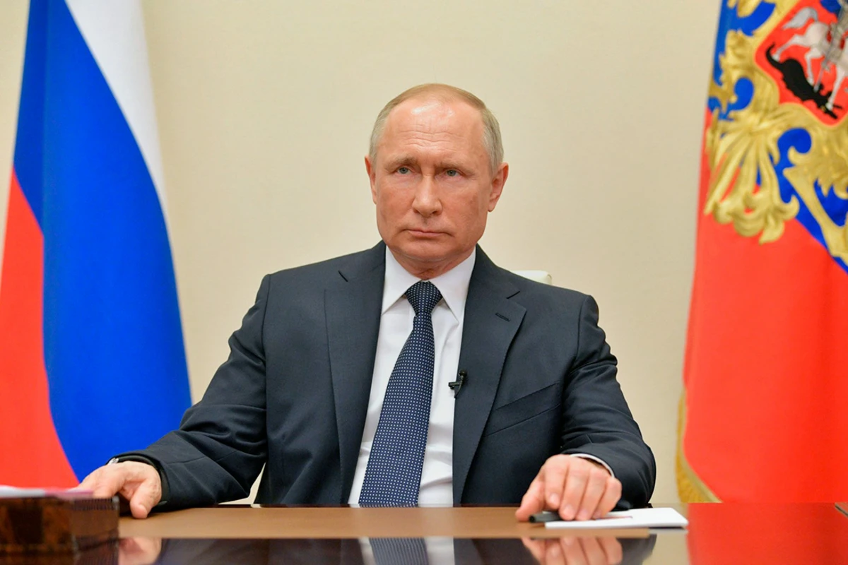 Путин продлил режим самоизоляции