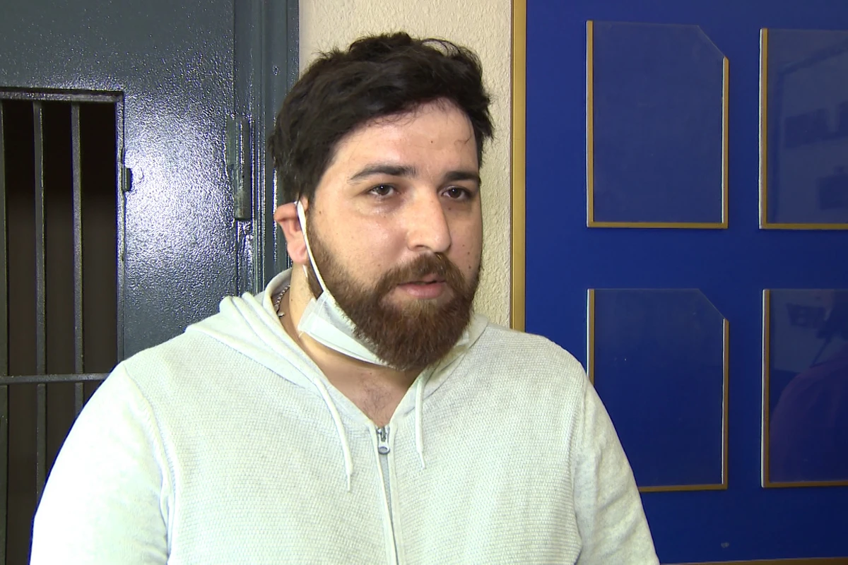 Özünü jurnalist kimi təqdim edən saç salonunun sahibi cərimələnib - VİDEO
