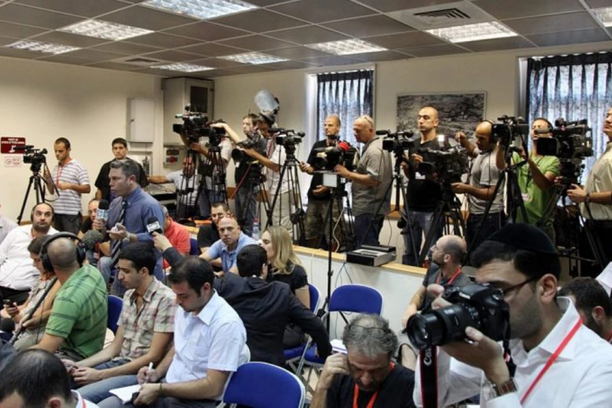 Dünyada koronavirusdan 55 jurnalist vəfat edib