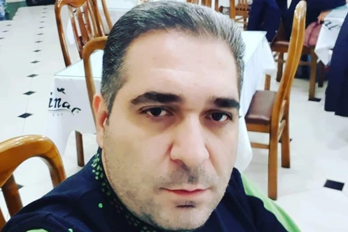 Azərbaycanlı müğənni imkansızlıqdan şikayətləndi: Evimə pul gəlmir - VİDEO