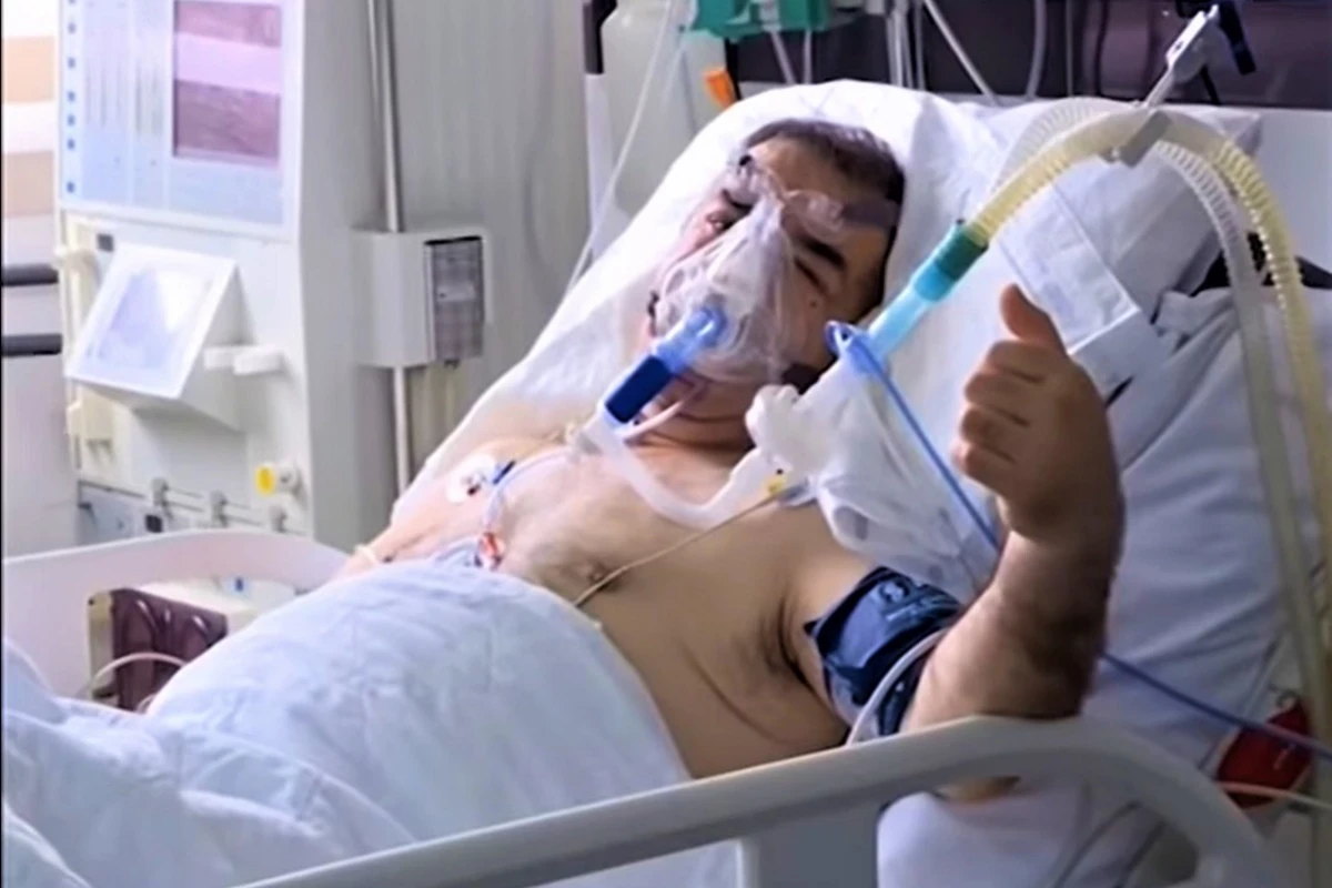 COVİD-19-a inanmayanlar bu videoya baxsın - Koronavirus xəstələrini siz də tanıyın - VİDEO