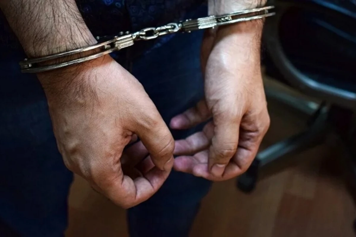 Kürdəmirdə həmyerlisini öldürən şəxs həbs olundu Kürdəmirdə həmyerlisini öldürən şəxs həbs olundu