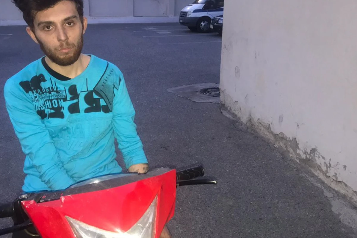 Bakıda “Qırmızı mopedli” şəxs tutuldu - VİDEO
