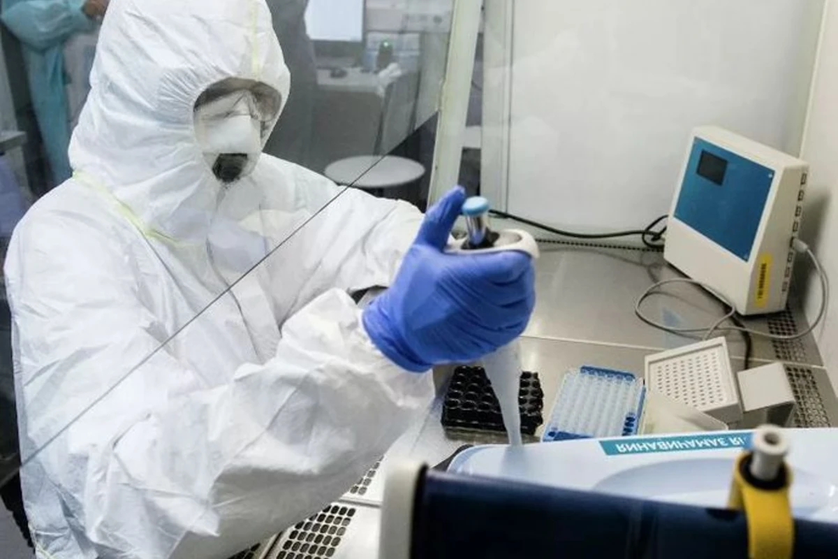 Fransada koronavirus qurbanlarının sayı 27 mini ötüb