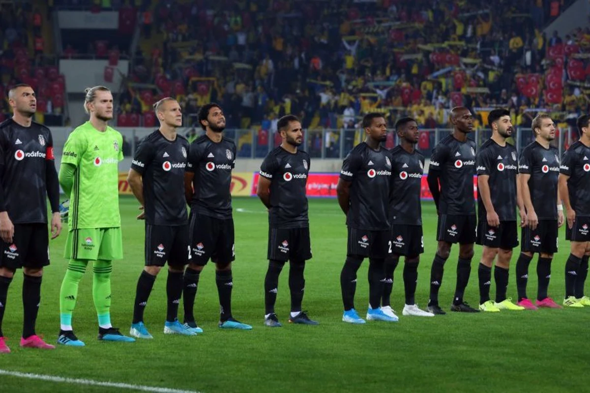 “Beşiktaş”ın 8 futbolçusunda koronavirus aşkarlandı