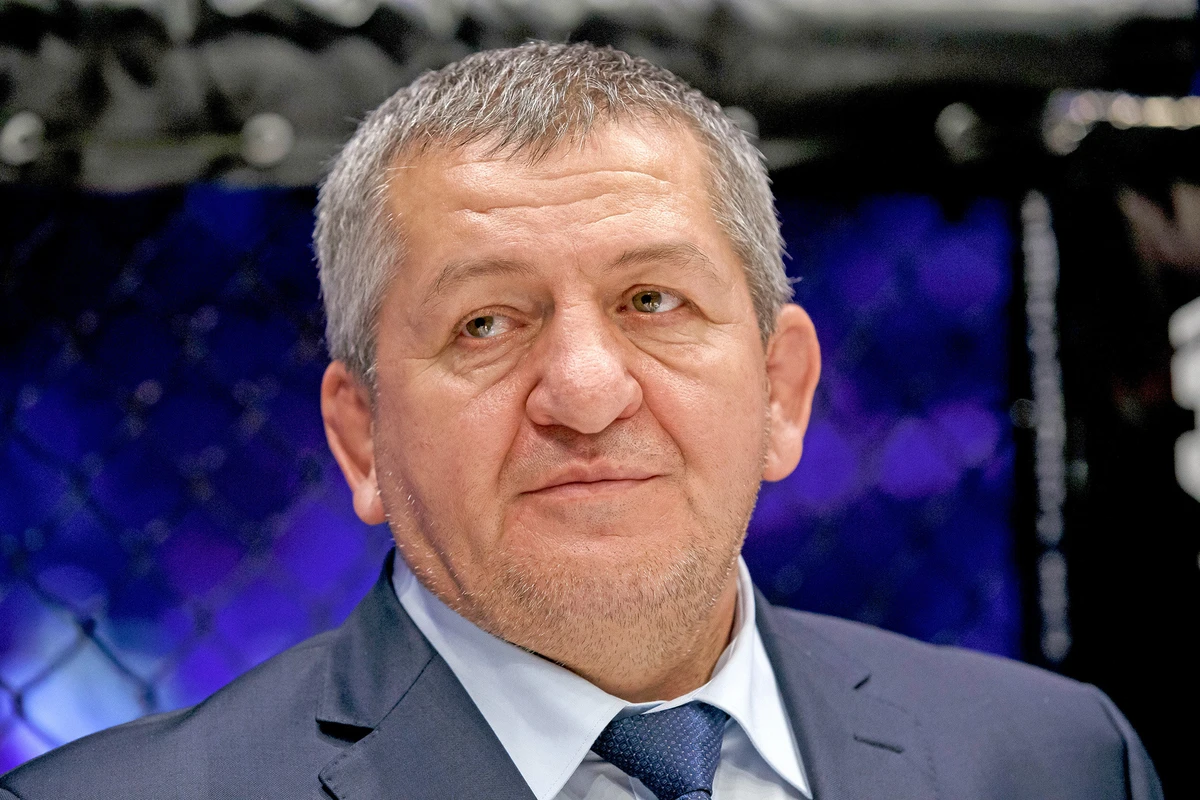 Абдулманап Нурмагомедов снова впал в кому Абдулманап Нурмагомедов снова впал в кому