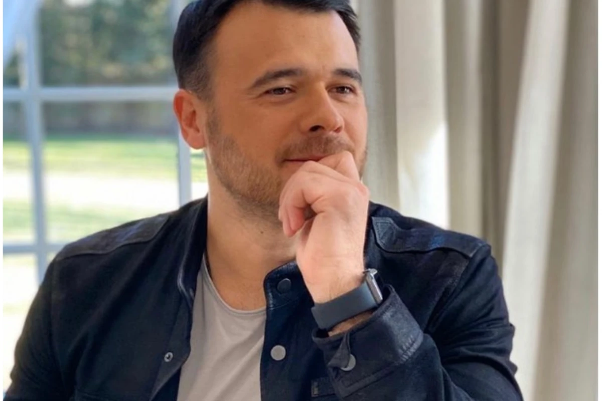 Emin Ağalarov 20 il əvvəlki fotosunu paylaşdı