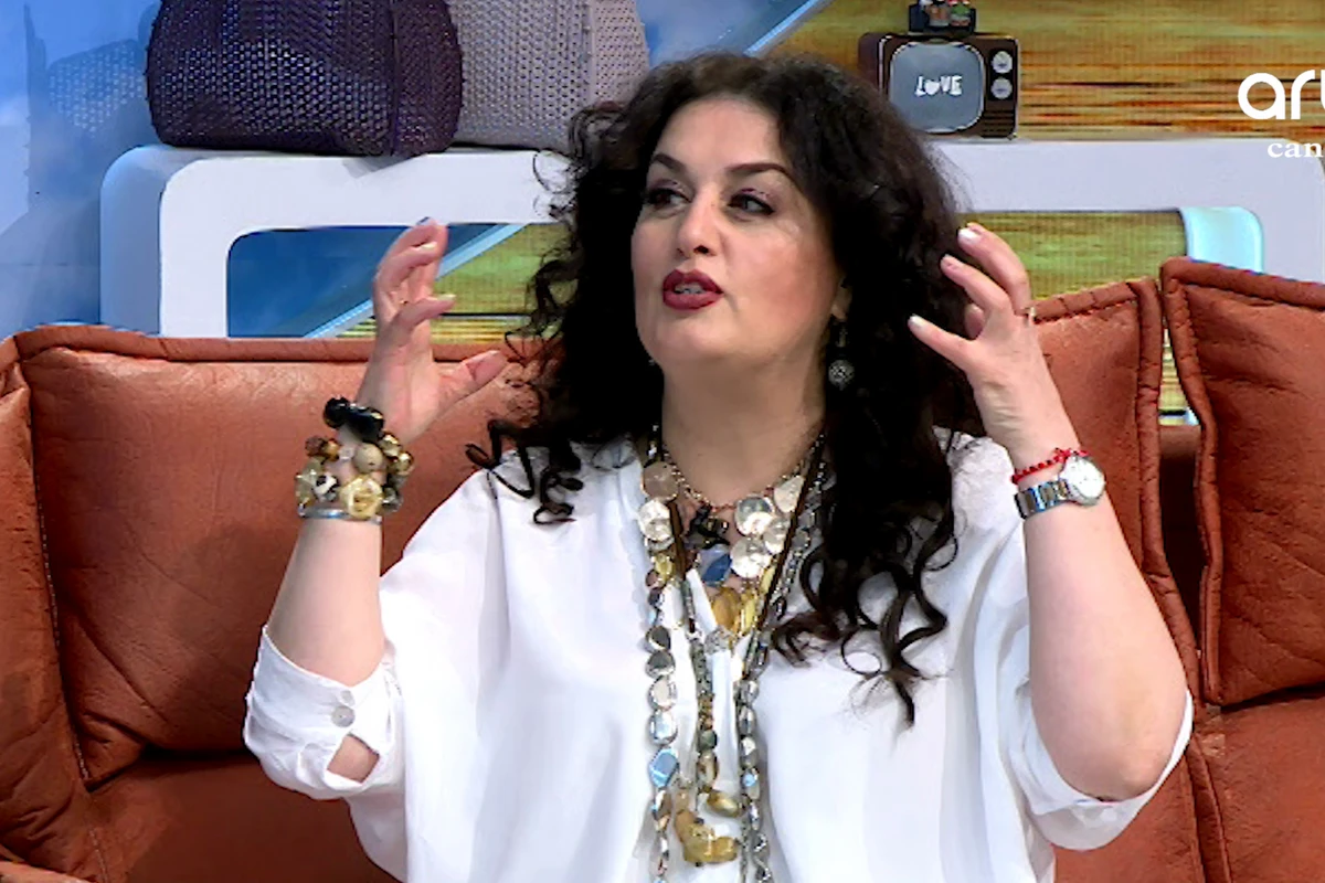 “Kürəkənim mənə qadağalar qoyur” - Elza Seyidcahan – VİDEO “Kürəkənim mənə qadağalar qoyur” - Elza Seyidcahan – VİDEO