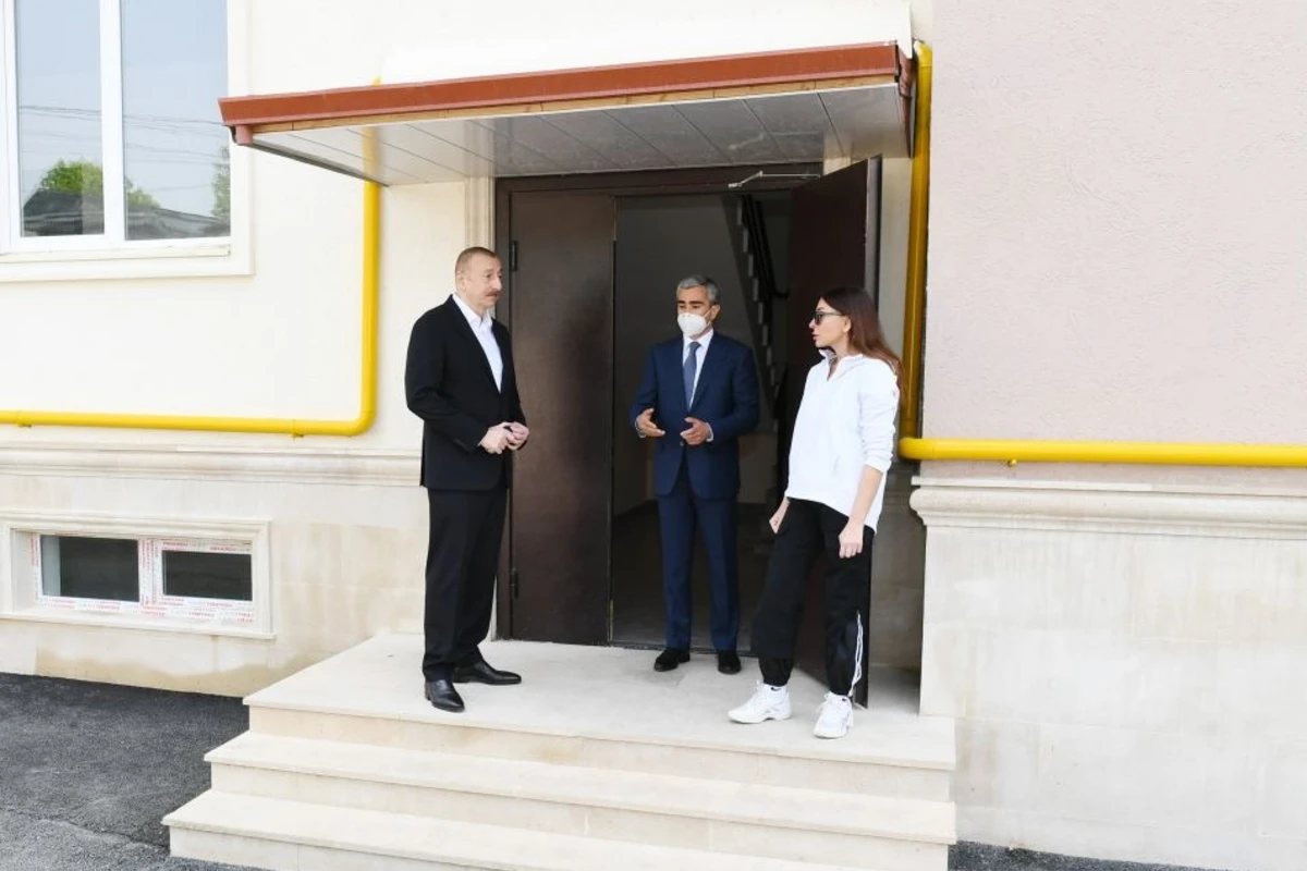Президент ознакомился с условиями, созданными в многоэтажных зданиях в Шамахе - ФОТО