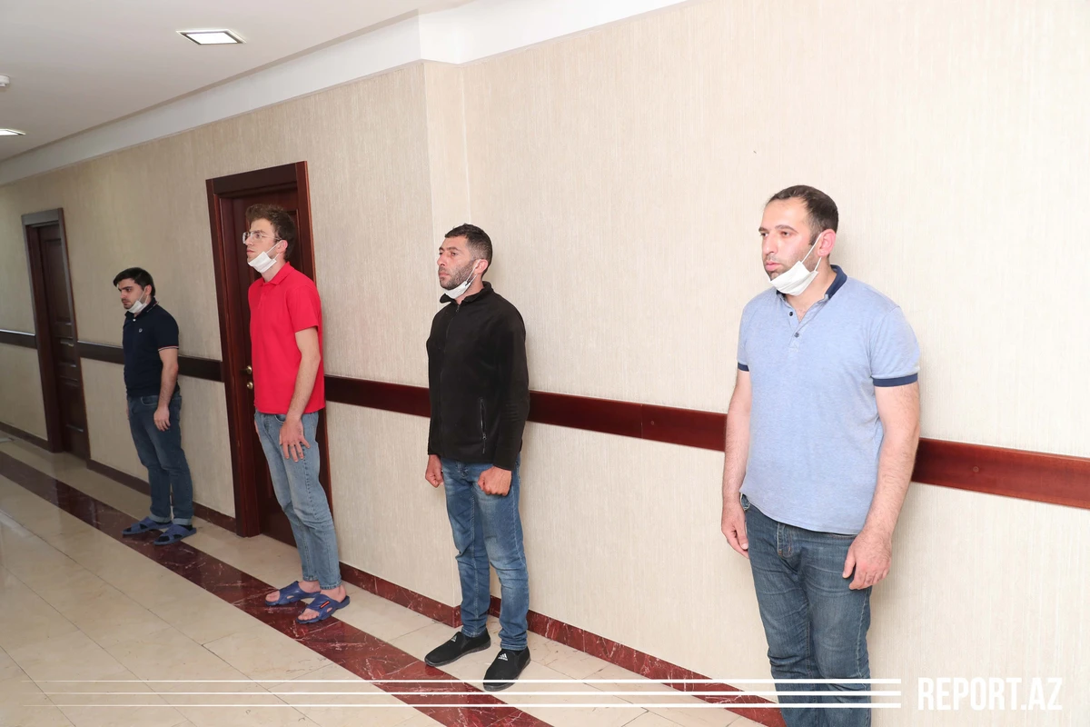 DİN Abşeronda it döyüşdürən şəxslərin fotosunu yaydı DİN Abşeronda it döyüşdürən şəxslərin fotosunu yaydı