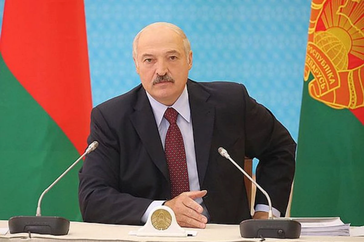 Лукашенко призвал белорусов не бояться второй волны коронавируса