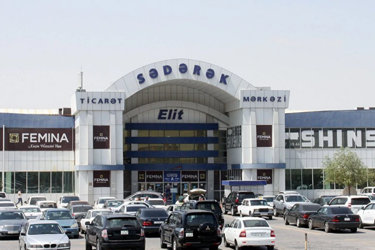 Sədərək Ticarət Mərkəzinə sahibkar və satıcıların maskasız girişi qadağan edildi