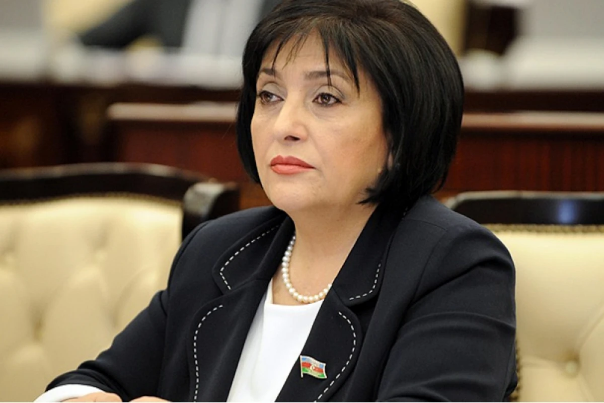 Sahibə Qafarova icra başçısının oğlunu işdən çıxardı Sahibə Qafarova icra başçısının oğlunu işdən çıxardı