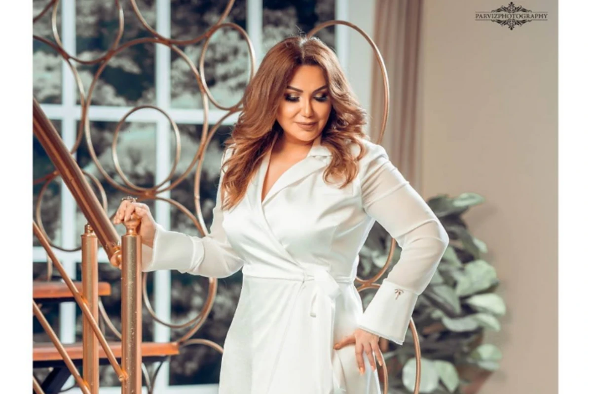 Toylarsız qalan Könül Kərimova 15 kq kökəldi - FOTO Toylarsız qalan Könül Kərimova 15 kq kökəldi - FOTO