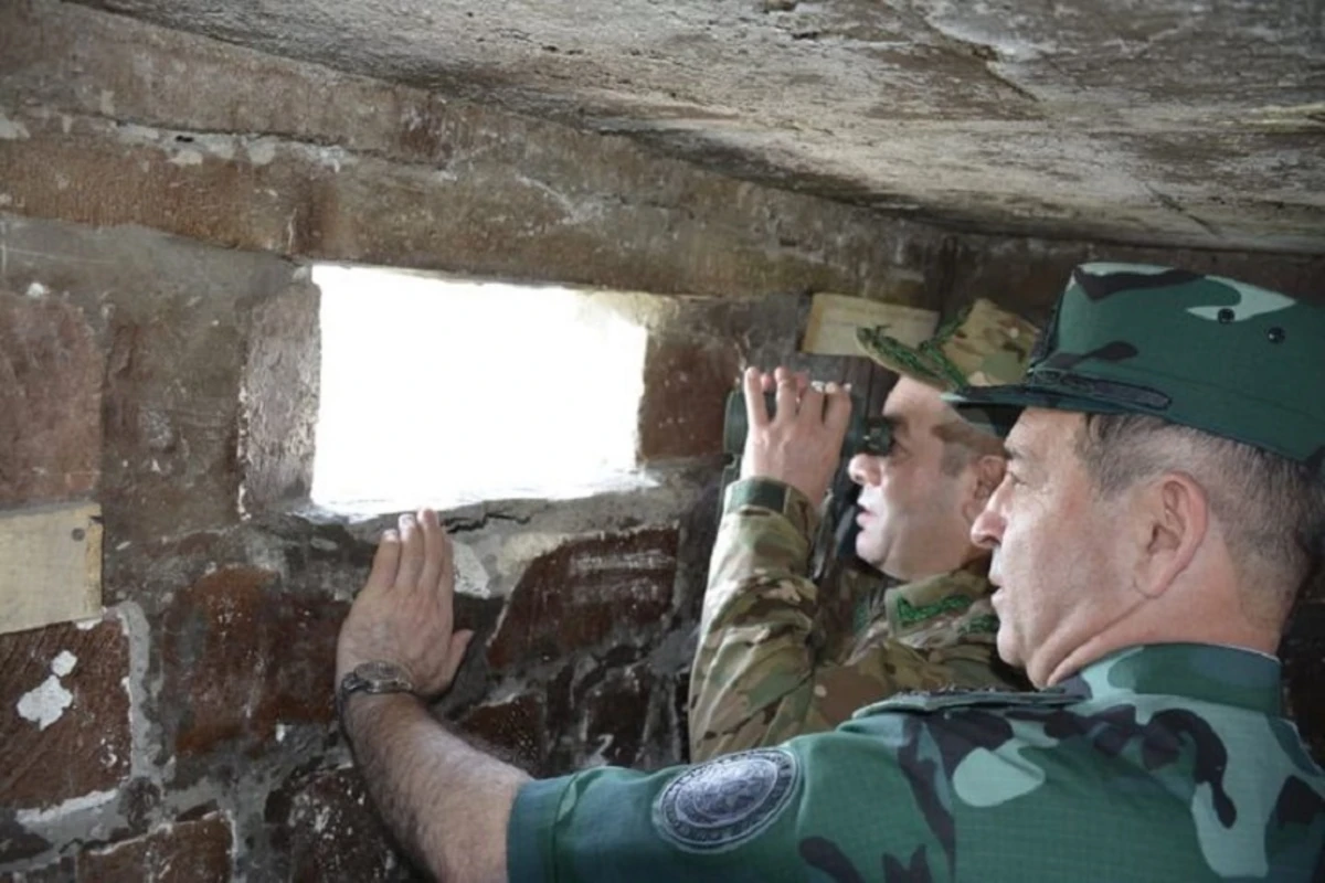 DSX generalı və Hərbi prokurorun müavini Ermənistanla sərhəddə olublar - FOTO DSX generalı və Hərbi prokurorun müavini Ermənistanla sərhəddə olublar - FOTO