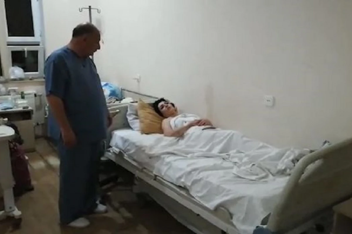 Sumqayıtda kişi keçmiş arvadını bıçaqladı - VİDEO - RƏSMİ AÇIQLAMA