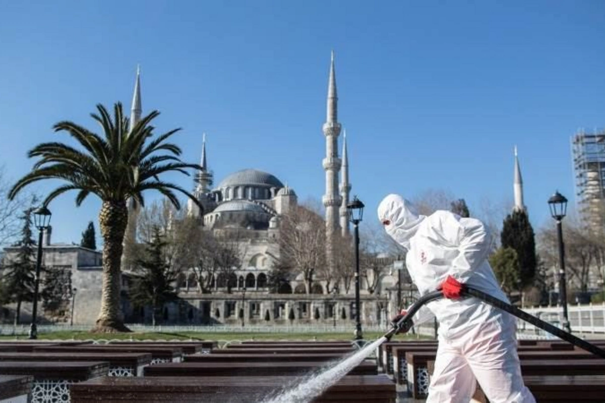Türkiyədə koronavirusdan daha 15 nəfər ölüb