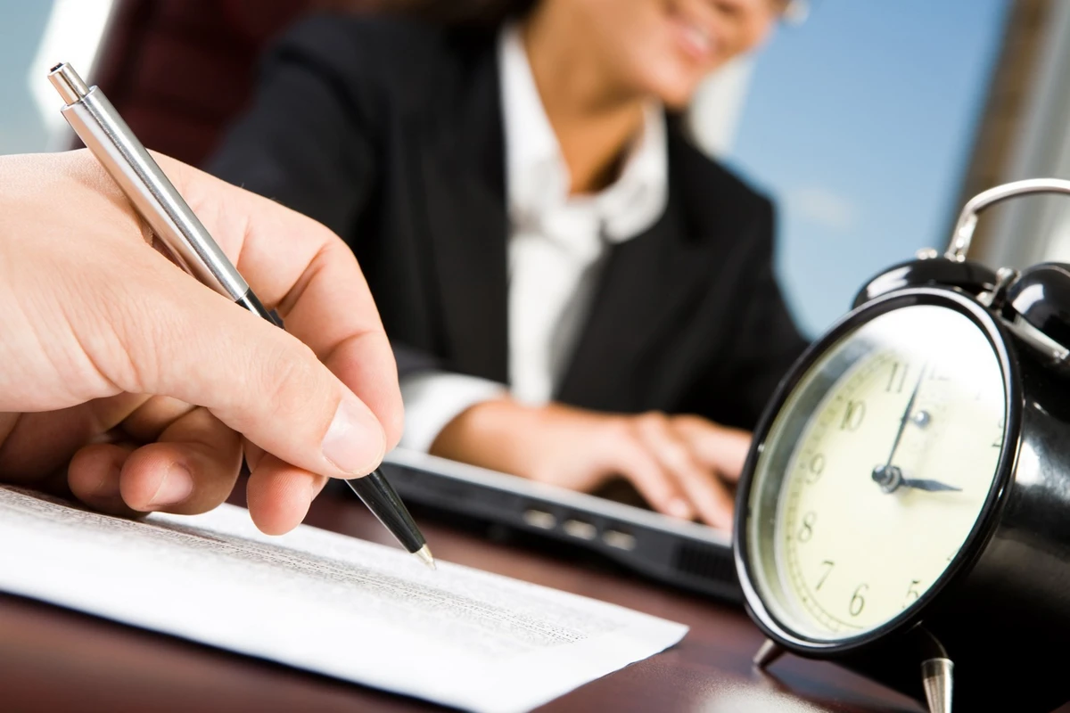 Azərbaycanda iş saatları dəyişir - Detallar açıqlandı Azərbaycanda iş saatları dəyişir - Detallar açıqlandı