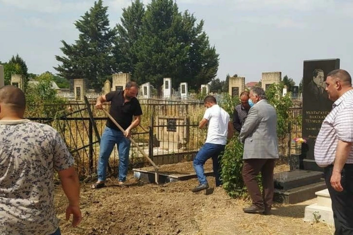 Teymur Mustafayevin dəfnində iştirak edən 7 nəfər cərimələndi