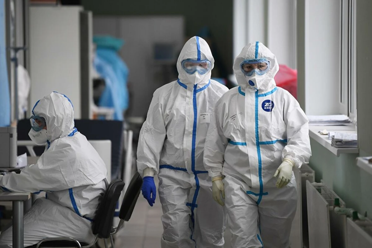 В России за сутки коронавирус выявили у 8248 человек