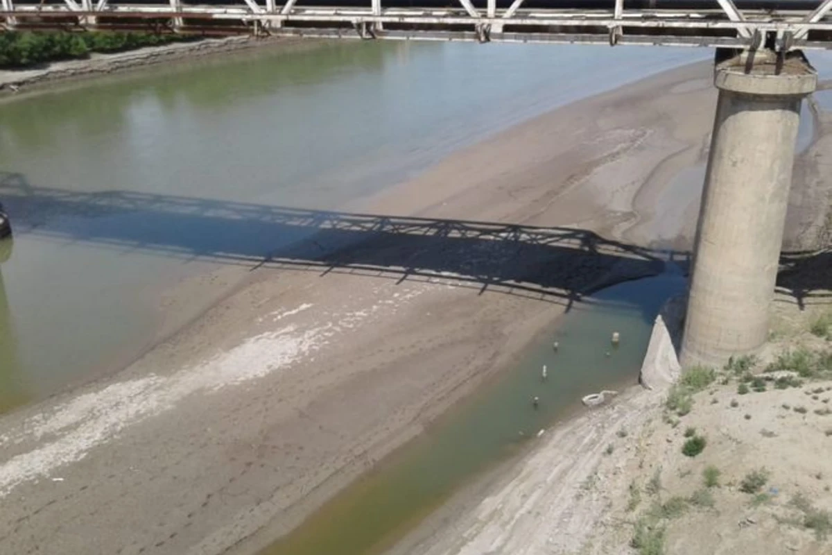 Названы причины снижения уровня воды в низовьях Куры - ФОТО