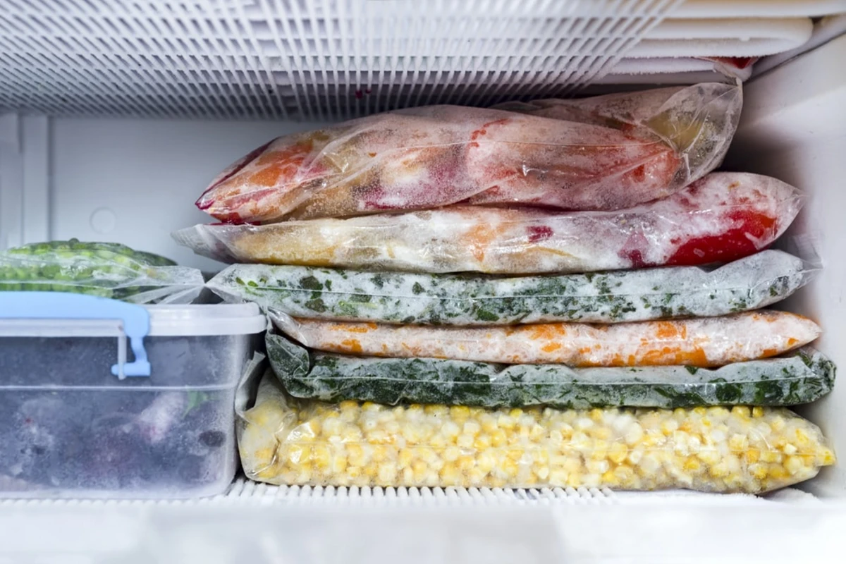 Выяснилось, сколько коронавирус сохраняется на замороженных продуктах