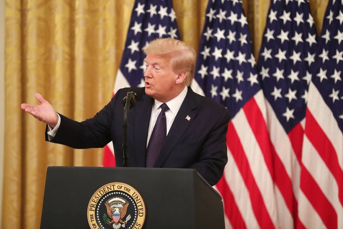 Трамп продлил на год санкции в отношении КНДР
