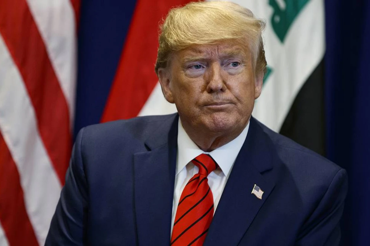 Трамп призвал сажать за сожжение флага США