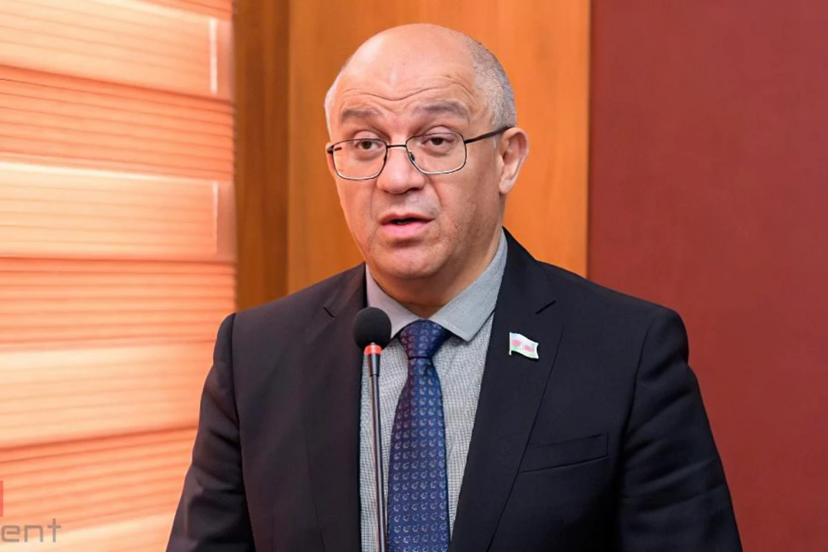 Koronavirusa yoluxan deputatın vəziyyəti necədir? - AÇIQLAMA