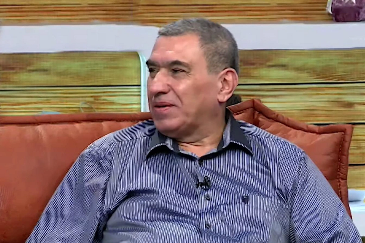 27 yaşlı oğlunu itirən əməkdar artist: “Eyvandan yıxıldı, gicgahına daş batdı” – VİDEO