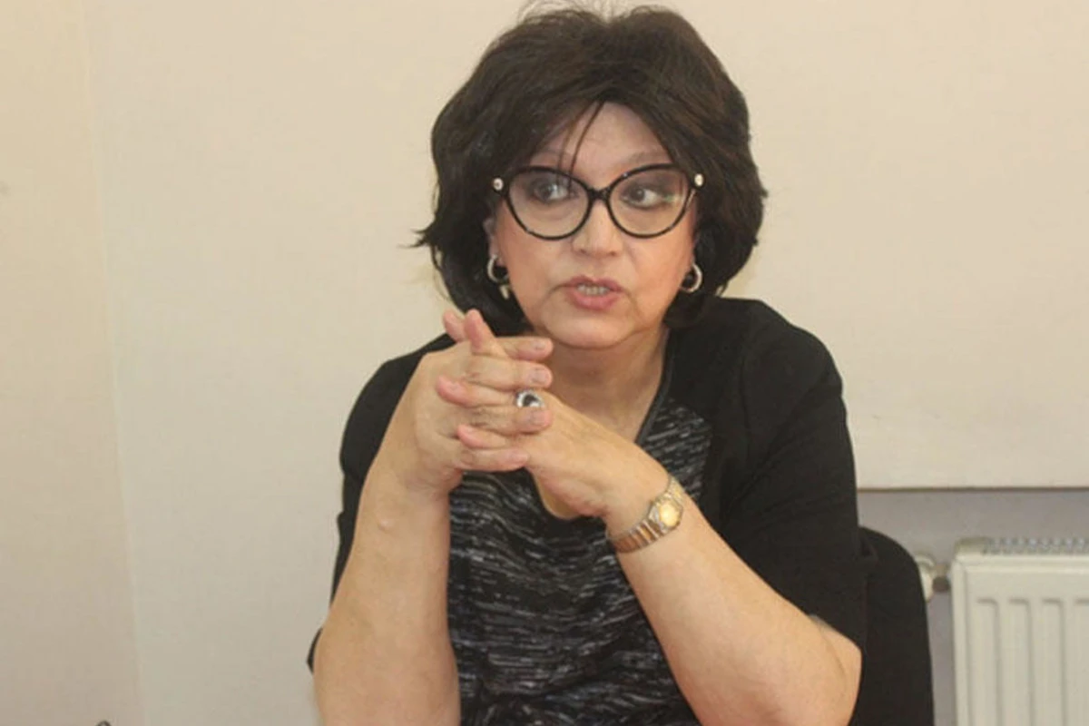 Xuraman Qasımova: “İnsanlar özləri başa düşməlidirlər ki, bu, böyük təhlükədir” Xuraman Qasımova: “İnsanlar özləri başa düşməlidirlər ki, bu, böyük təhlükədir”