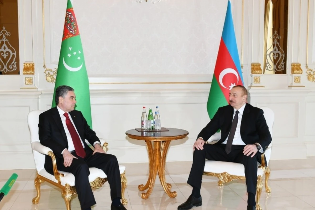 Prezidenti İlham Əliyev Qurbanqulu Berdiməhəmmədova zəng edib