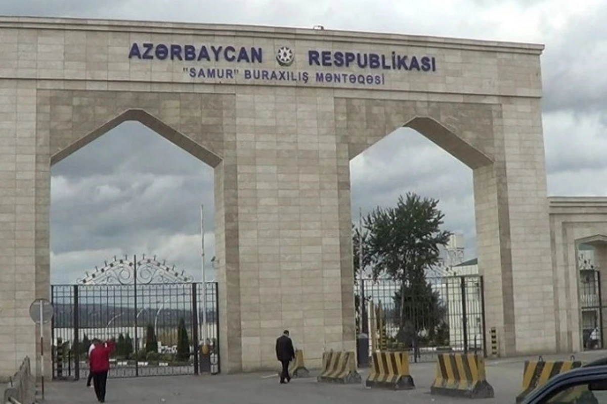 Bu gün daha 250 nəfər Dağıstandan Azərbaycana gətirilib Bu gün daha 250 nəfər Dağıstandan Azərbaycana gətirilib