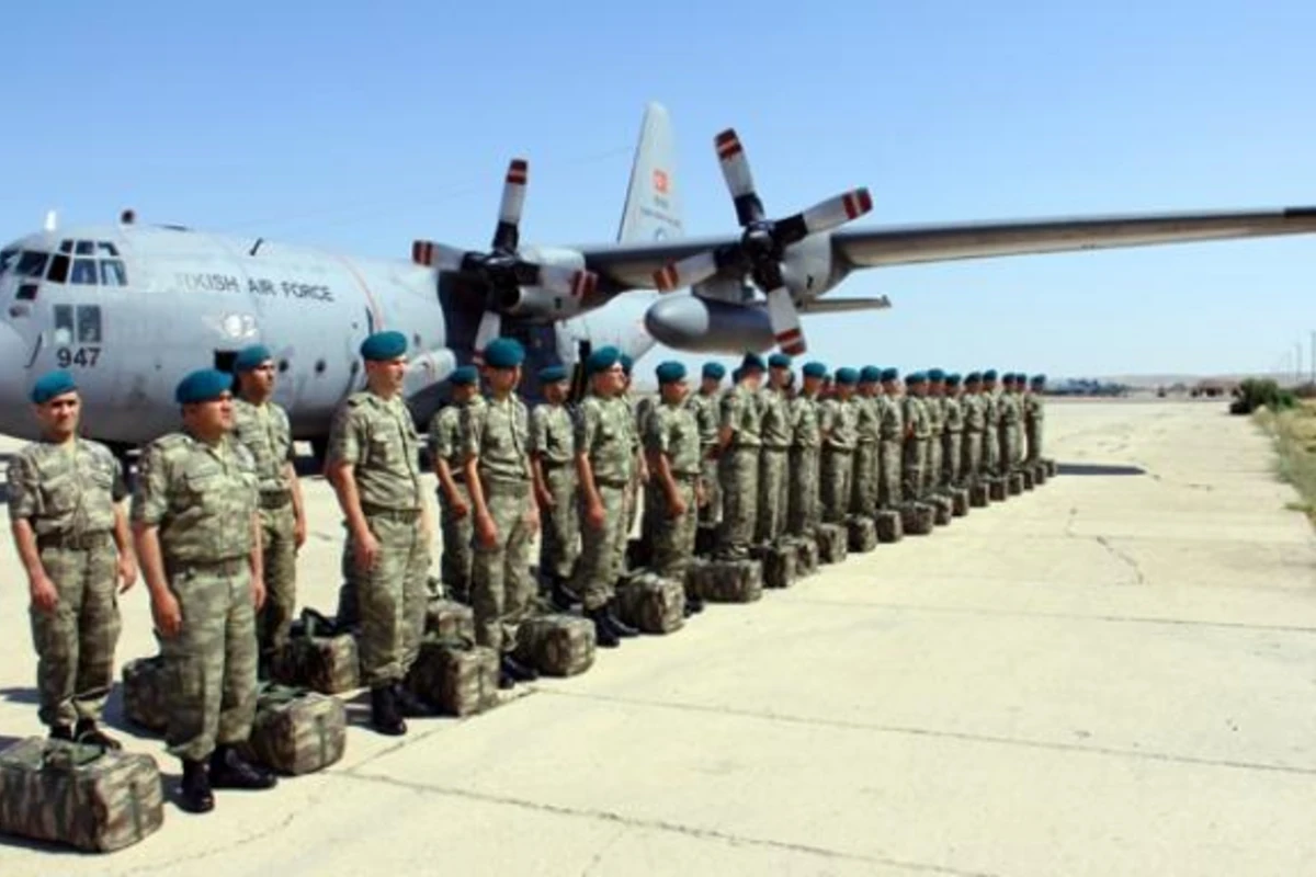 Əfqanıstandakı sülhməramlılarımızın bir qrupu Azərbaycana qayıdıb Əfqanıstandakı sülhməramlılarımızın bir qrupu Azərbaycana qayıdıb