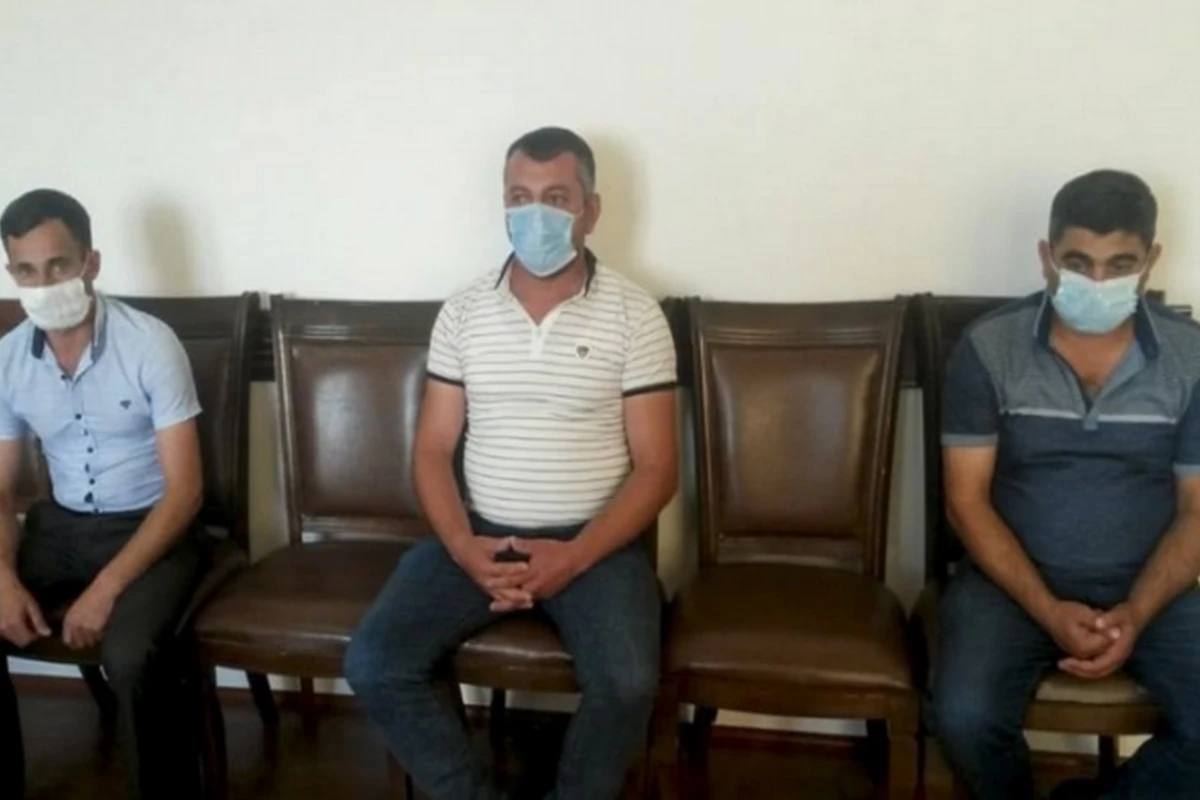 В Балакяне задержаны лица, пытавшиеся продать детенышей бурого медведя - ФОТО