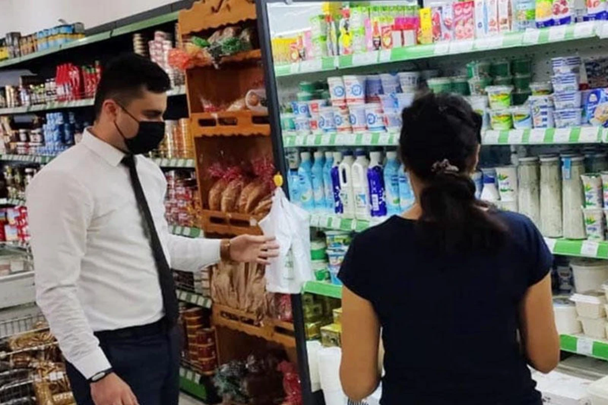 Marketlərdə əhaliyə pulsuz maska verilsin, ancaq bu şərtlə... - TƏKLİF