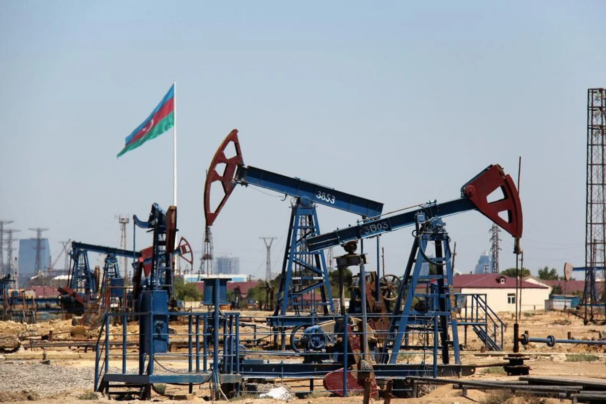 Azərbaycan neftinin qiyməti yenidən 44 dolları ötüb